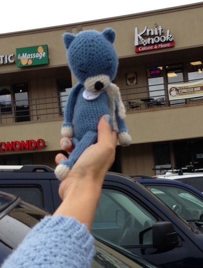 Blue Cat at the Knit Knook